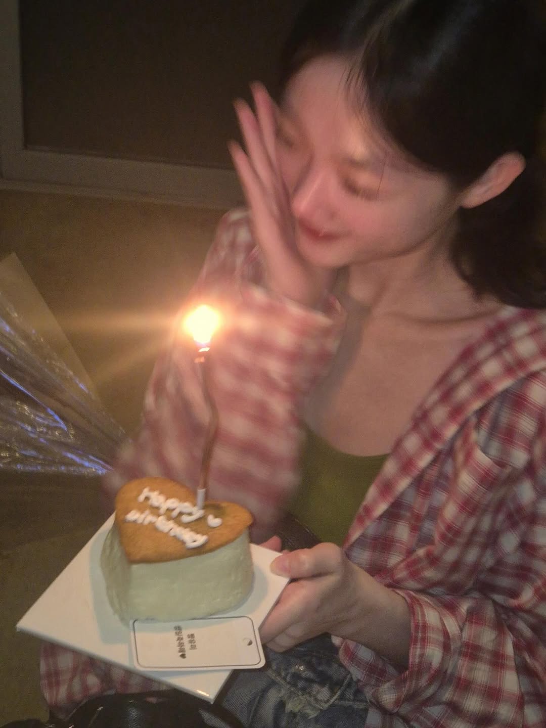 축하해주셔서 짱유미 행복합니다😍
감사합니당🥳