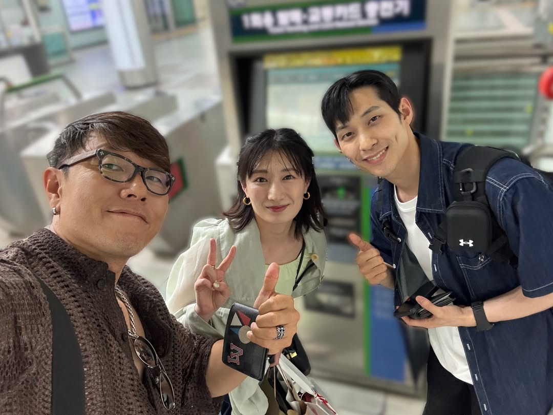 It's been almost six years since I last came to Korea! 반갑습니다 🇰🇷✈︎♡゛