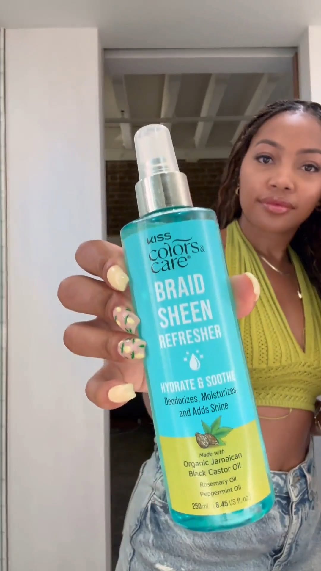 A braid refresh is a MUST for the New Orleans heat! 🥵💦Luckily, @smoothjasmine had #kisscolorsandcare products to stay refreshed for #EssenceFest. ✨
🩵Scalp Fixer
🩵Foam Mousse
🩵Braid Sheen Refresher
🩵Edge Fixer
🩵Edge Brush
#braids #braiding #summerbraids #protectivestyles #nola #neworleans #braidrefresh