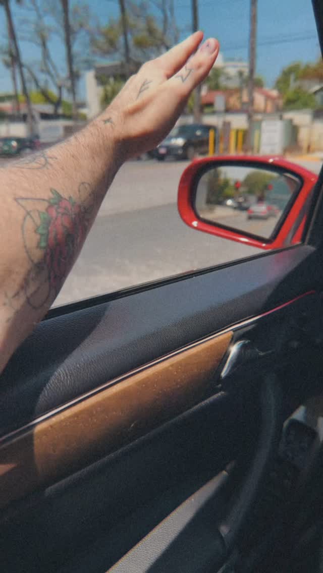 🌙✨ Sometimes all you need is Stevie, a long drive, and some sunshine to remember who the fuck you are. #stevienicks #fleetwoodmac #rememberyourpower #recharge #breathe #iattract #andsoitis💫