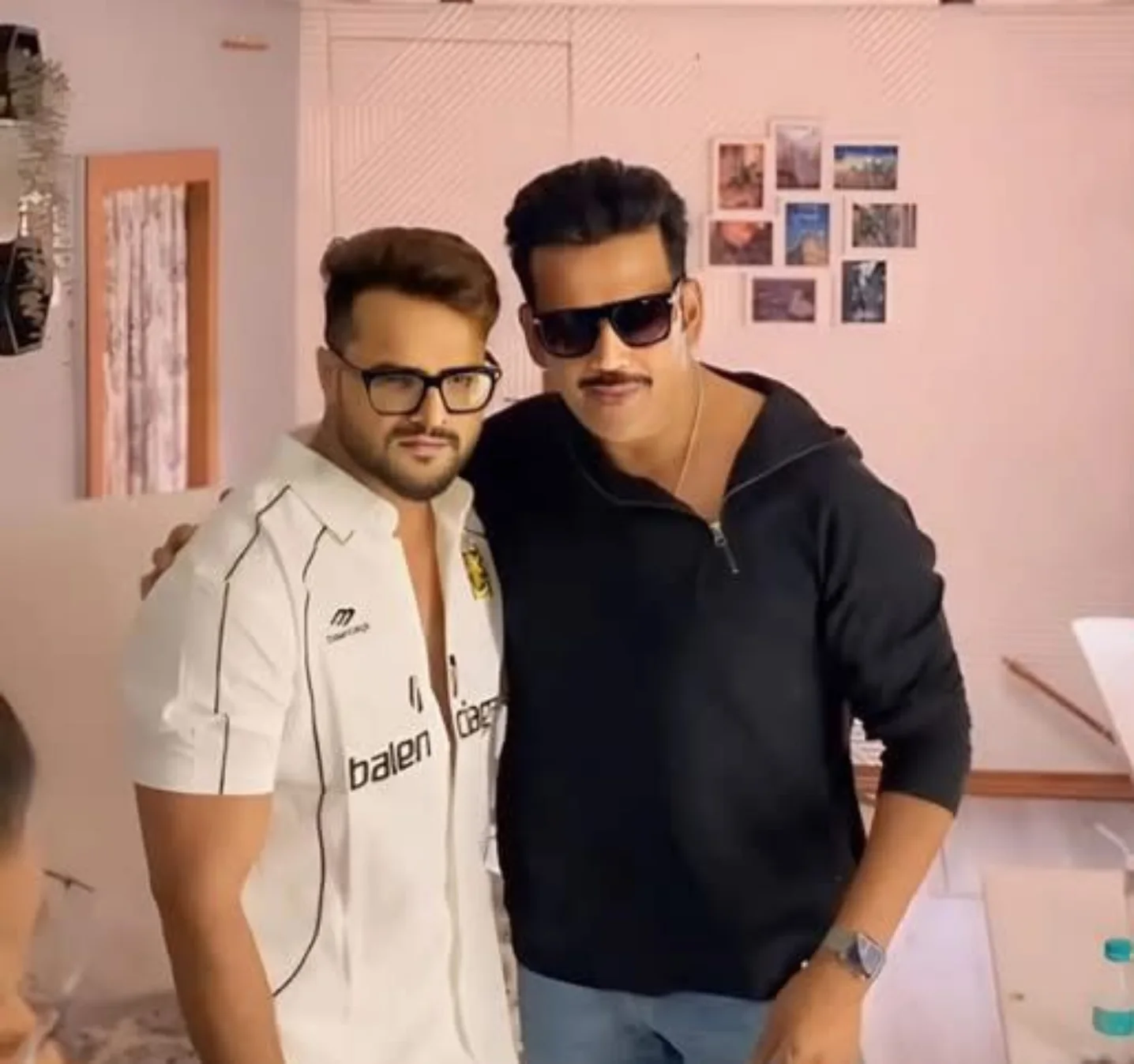 हमारे बड़े भईया रवि किशन भईया को जन्मदिन की बहुत बहुत बधाई, खुशियां और प्यार। आप पर बाबा महाकाल की कृपा हमेशा बनल रहो। लव यू भईया!🎂❤️