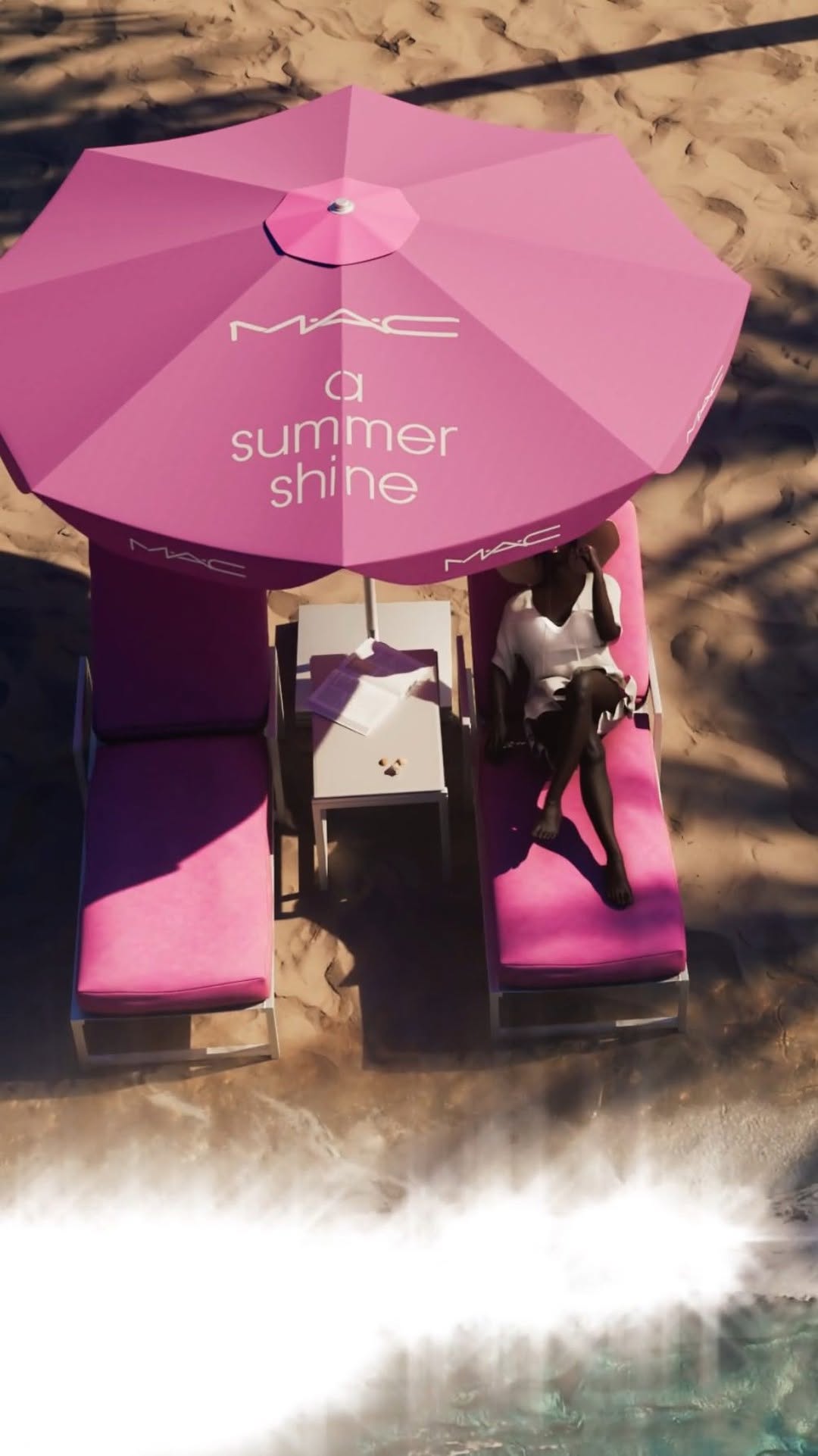 A summer shine by M·A·C✨
Mañana empieza el evento más esperado del verano, y tú, podrás vivirlo con nosotrxs😎
