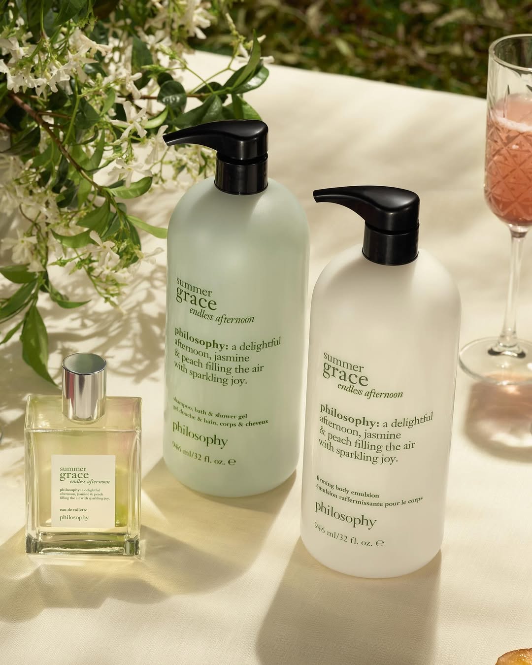 soft jasmine, ripe peach, a hint of sparkle. basically a peach bellini for your skin ✨
#summergrace #philosophyskin