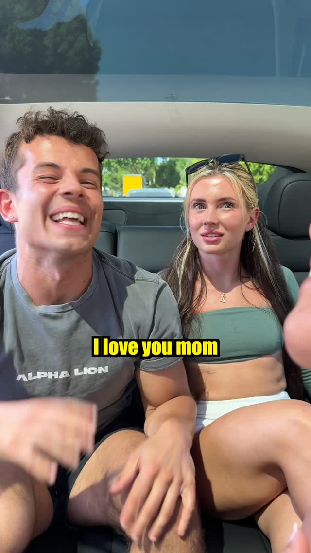Sometimes they’re TOO close…😂
#skit #sketchcomedy #comedyvideo #dating #moms #mamas #mamasboy #relatable