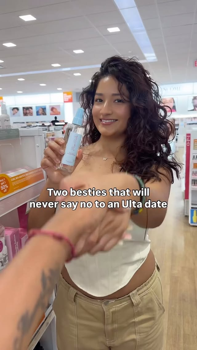 Especially when our fave haircare is Buy One Get One 50% off @ultabeauty 💗🛍️
The Big Summer Beauty Sale ends 7/19! Head to Ulta in store or online to shop your fave Rizos Curls products ☀️🌴