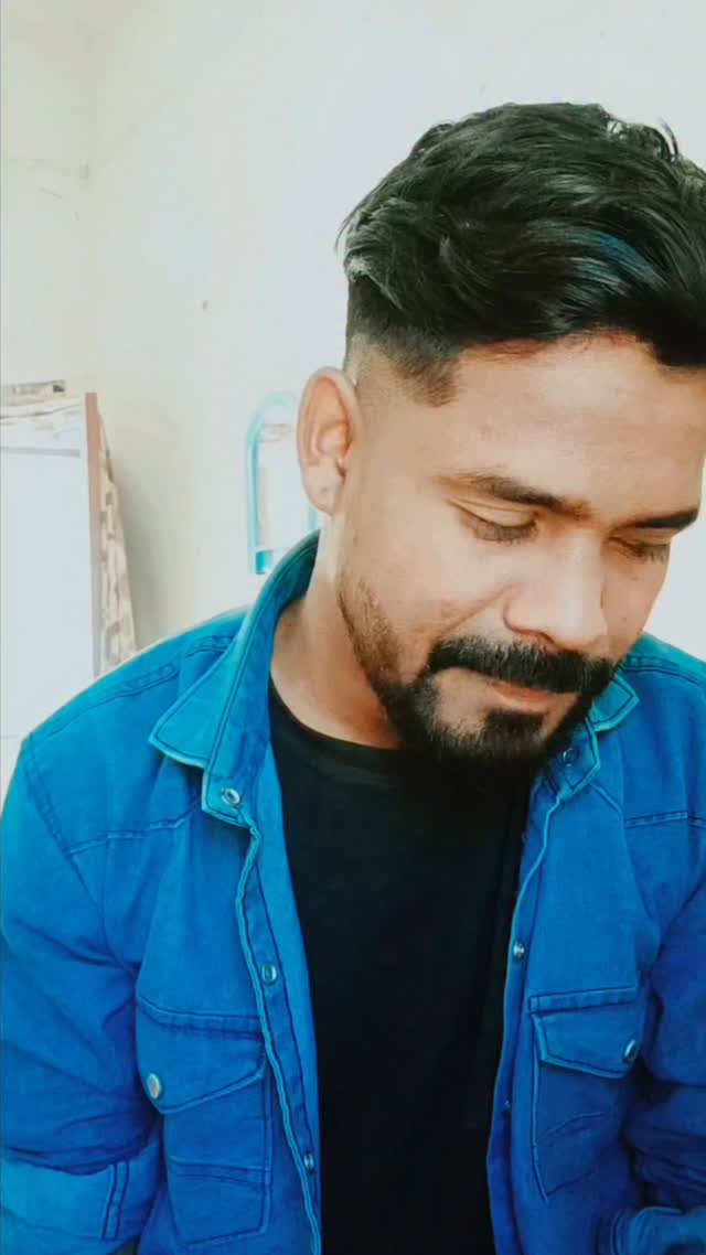 ❣️Real Lankesh❣️ ❣️😍🫶 मोर बचपन के फेवरेट सॉन्ग 😍
Good evening friends
Jai johar Jai Chattisgarh 🔥
.
.
.
#reels #viral #trending #lankeshyadav❣️ #lankeshyadav❣️ #jaijohar #reelkarofeelkaro