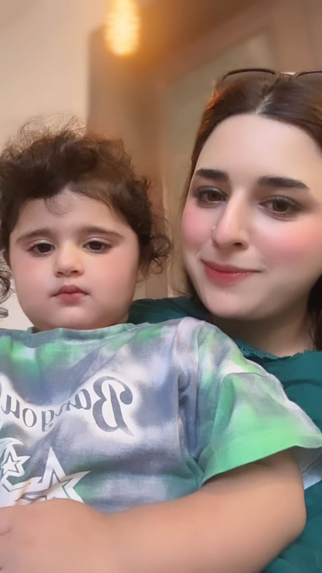 Aizal mene kia kya hai 😂 cutest video 🩷
Featuring favourites @kanwal.135 @makeupbyadeenak @yumnachattha @aizalzulqarnain22
#vlog #fun