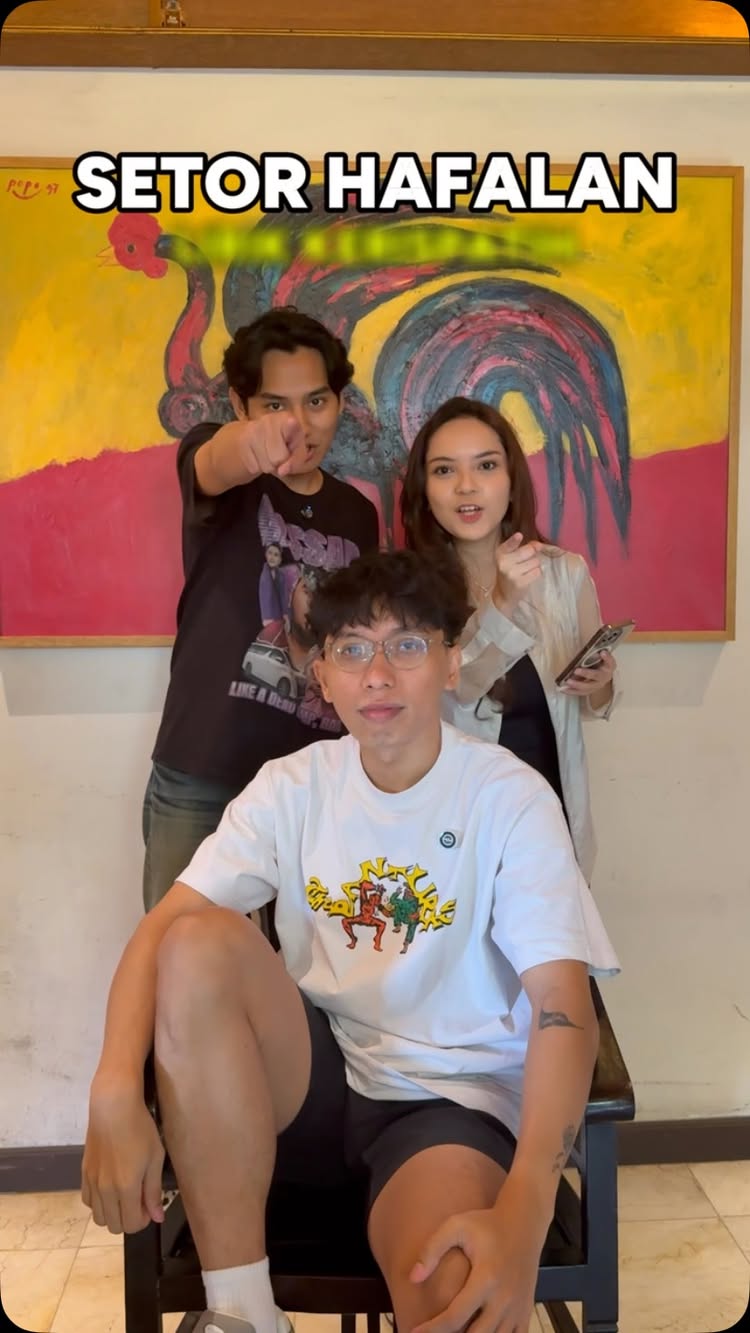 dari sini terlihat selera musik dari Andre telah mencerminkan umurnya dan kalo kata Andre nama fansbasenya KLIKERS!!! | Setor Hafalan - Lirik Kerispatih