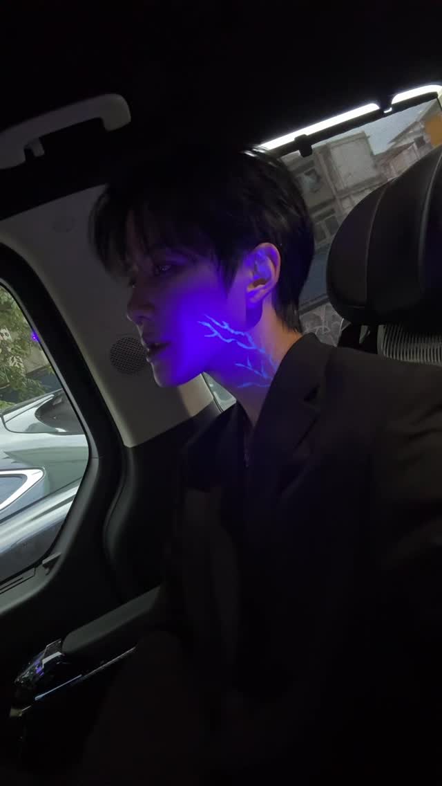 Since you guys already know… We don’t have to hide no more😈🖤
.
.
#kpopdemonhunters #jinu #m1keangelo #mikeangelo #ไมค์พิรัชต์