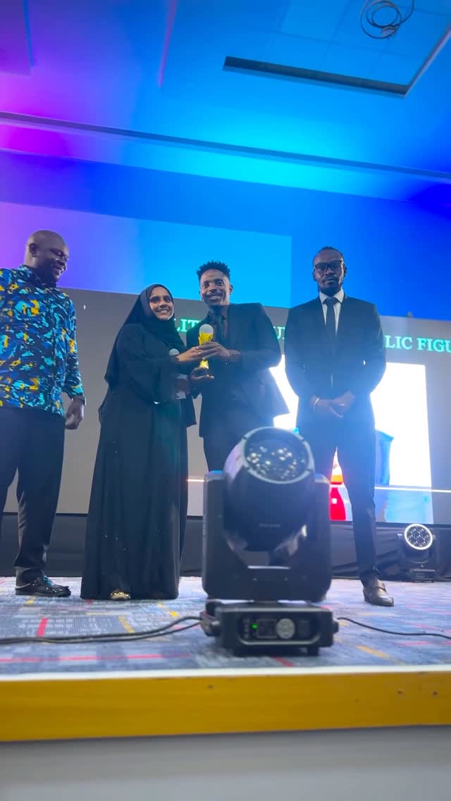 TEAM SISI KWA SISI WE WON LAST NIGHT AT THE Bobea Awards held at the KCB Leadership Centre Karen. I can never thank you guys enough but as usual najua God will Visit each and everyone of you Personally. GOD BLESS๐๐๐
#SisiKwaSisi
#ChangingOneLifeAtAtime
#InspiringHope