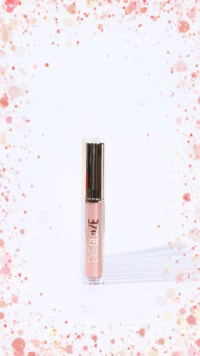 Eye Glaze Liquid Eyeshadow; kolay uygulanan ve yoğun renk veren yapısı ile pürüzsüz görünüm sunar, kısa sürede kurur ve ağırlık hissi bırakmaz. Göz kapaklarında birikme, bulaşma yapmadan gün boyu canlılığını korur. ✨
#goldenrose
