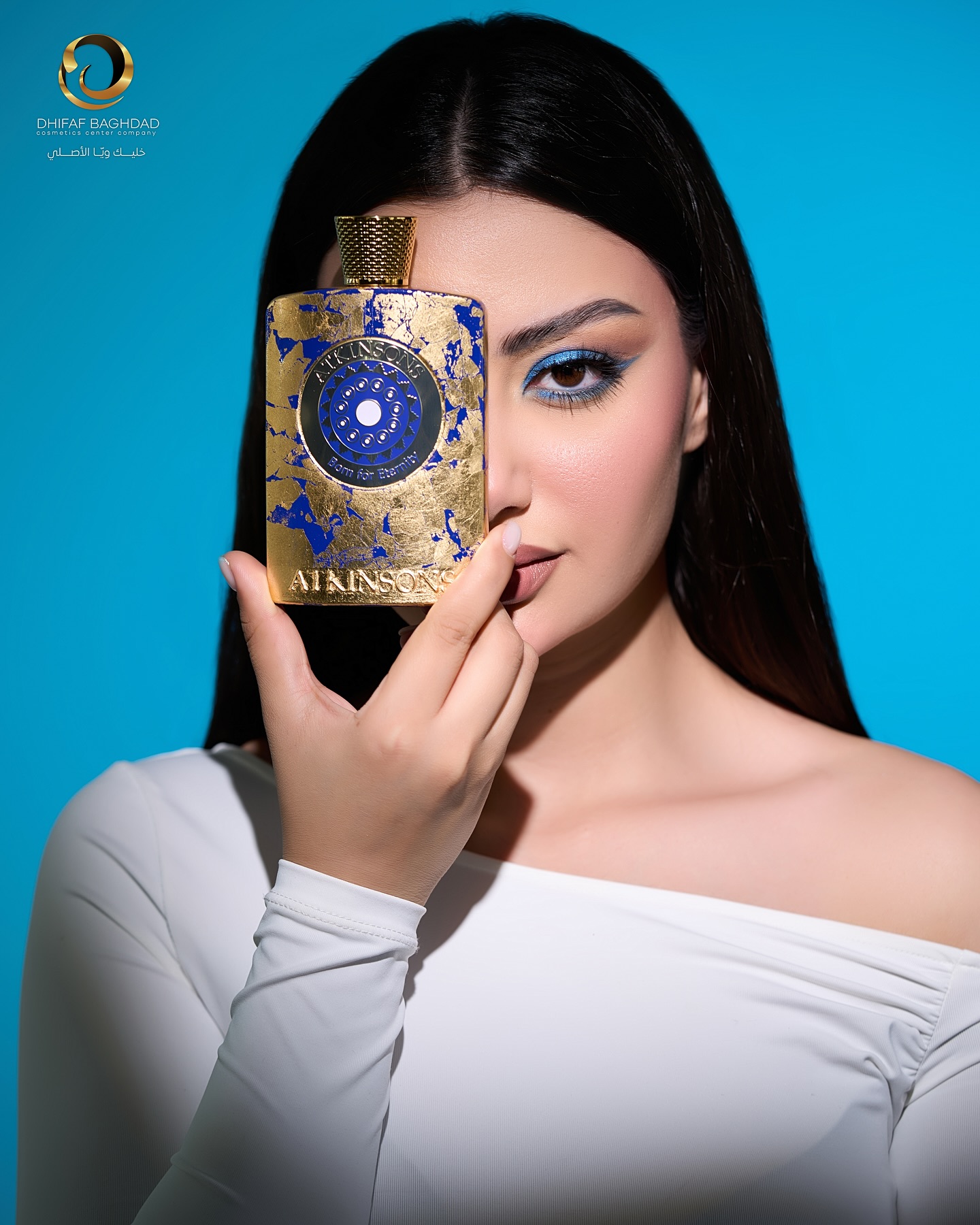 اذا ناوي تغيّر مزاجك وتعيش لحظة فخمة بكلاسيكية راقية… لازم تجرب هالتحفة من
Atkinsons✨
مزيج اللبان، الهيل، والجلد مسوي توازن عطري فريد يخليك تتميز بكل حضورك 💫
من أروع إصدارات الدار✨💗
#Born for Eternity Atkinsons
#Atkinsons #LuxuryPerfume #عطر_فخم #عطور_نيش #ضفاف_بغداد #عطور_راقي#Born for Eternity Atkinsons