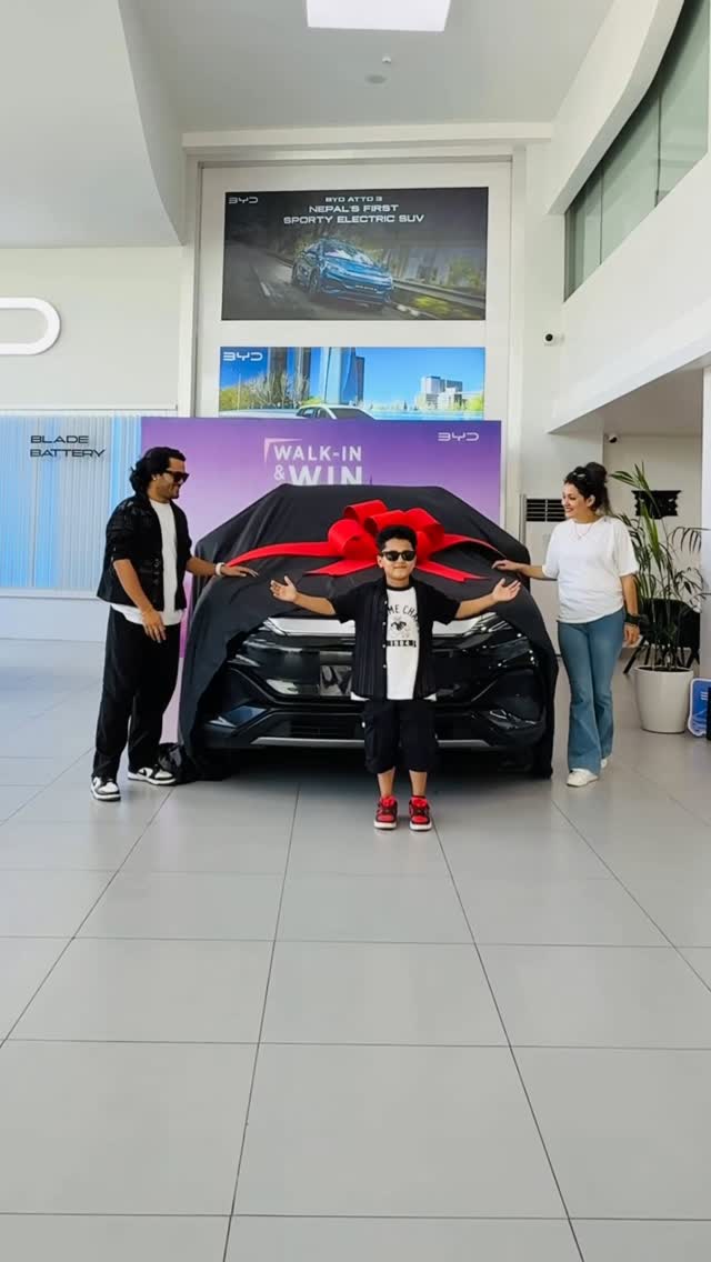 Welcome to my new electronic friend⚡️🚗
#BYDAtto3
#BYDfamily
#newmember
#ProudMoment
#BYDdhangadhi
#Visheshmotocrop
#BYDShowroomNaxal