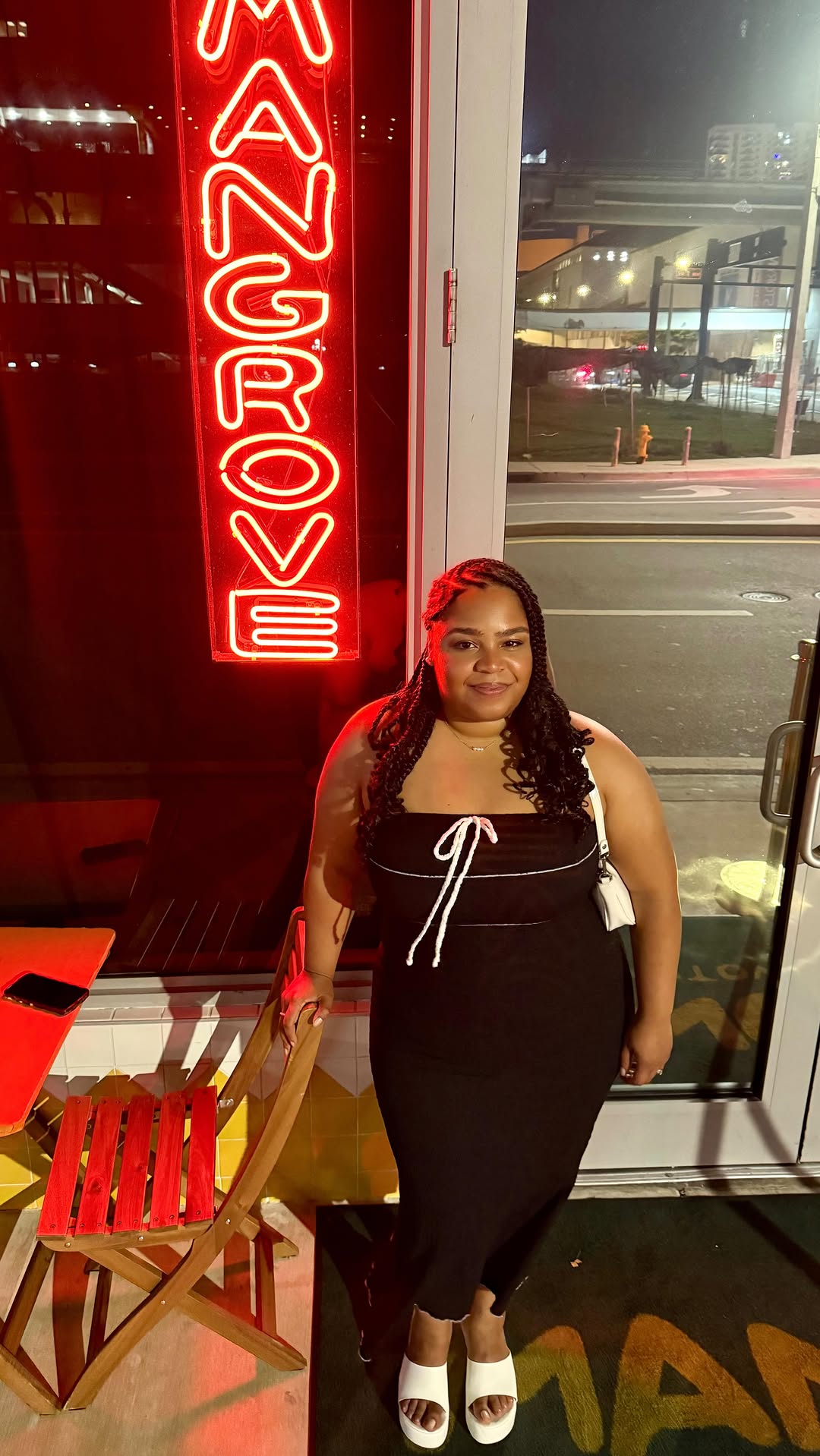 Simple Glam Tonight 😘
——————————————————-
Follow @chakirahsam for more ✨
#makeup #muashootingstar #mua #muse #instagood #instadaily #fotd #melaninpoppin #datenight #datenightmakeup #makeuptransition #trending #trendingsound