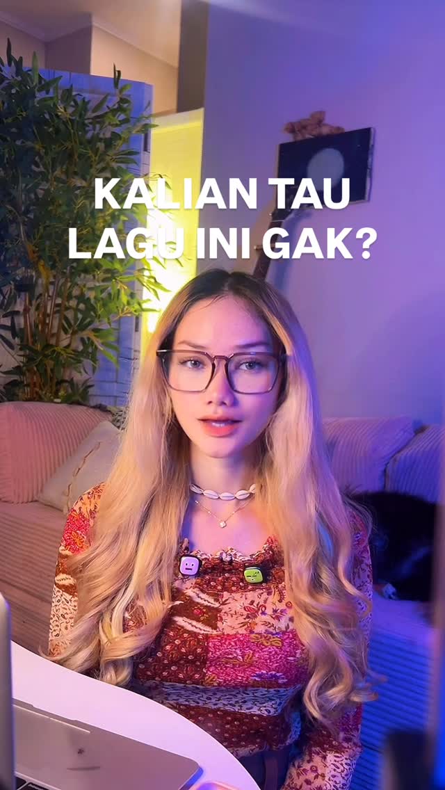 Siapa sih sebenernya yang pertama kali menyebarkan kehebohan ini ke publik?🤔
#gaby #tinggalkenangan #caramel #uliklirik