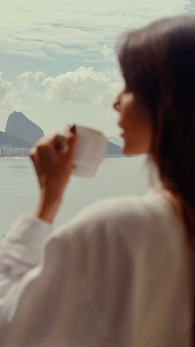 No meio de tanta novidade, alguns clássicos não perdem o sentido. É o caso de 3 corações que me acompanha há anos 🧡 Se virou clássico, é porque a gente ama né?
Publicidade