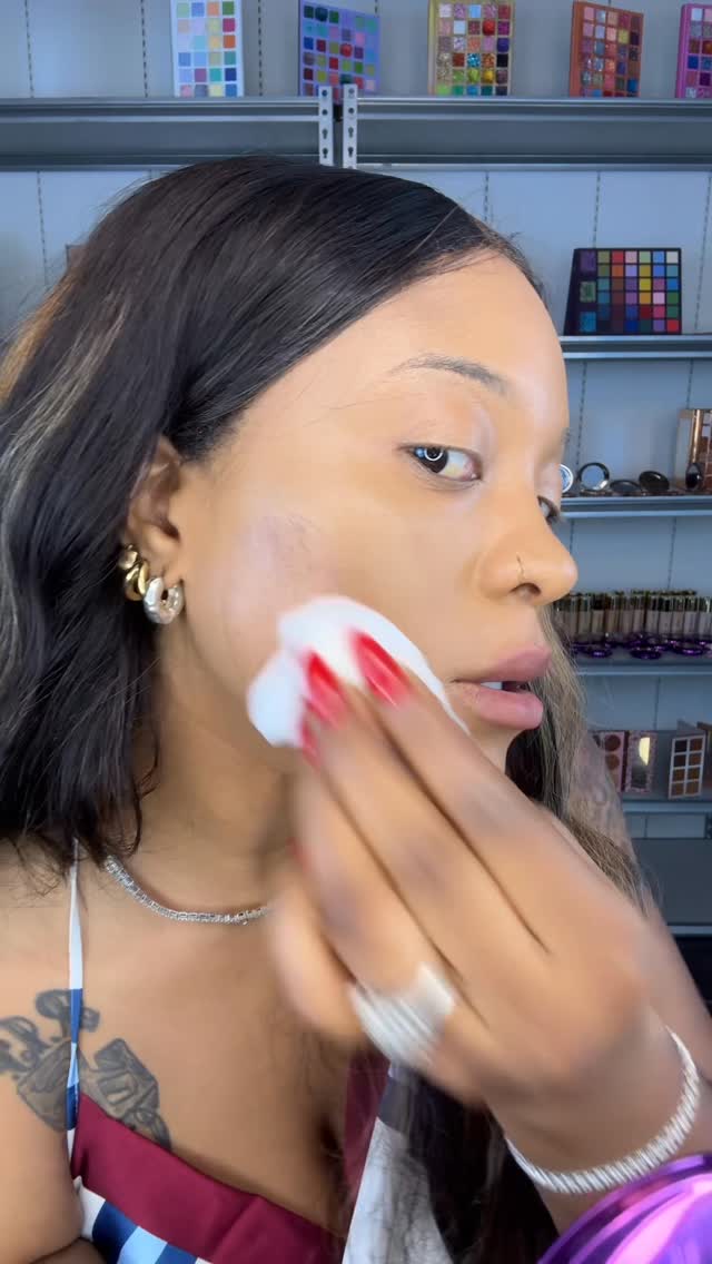 Evanesce Soft Matte Cream Concealer
#tatoocoverup #FullCoverageConcealer #pimby #ViralConcealer #fyp #ViralConcealer #beauty #MakeupTransformation #mua