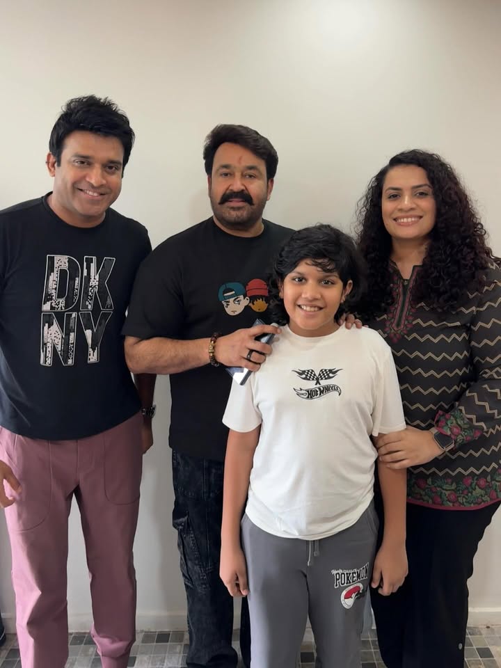 He is an emotion for every Malayalam cinema lover ❤️🎬🔥 @mohanlal
#LalettanFans
#Lalettanvibe #Mohanlal #MalayalamCinemaLegend