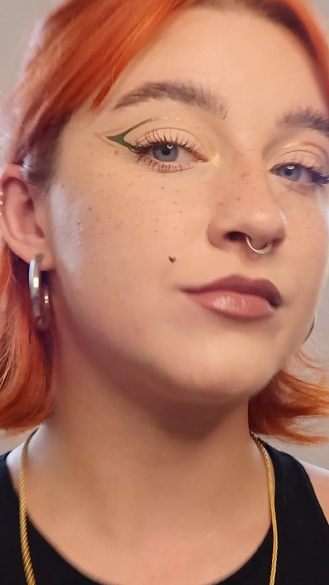 Need a detailed tutorial? Don’t worry, we got you! Here is @lunalxigh with a fabulous freckle tutorial. ✨
OUT NOW - Shop from the link in our bio 🛍️
#frecklepen #fauxfreckles #fauxfreckle #freckles #freckle #glistencosmetics #creativemakeup #makeupartist #smallbusiness