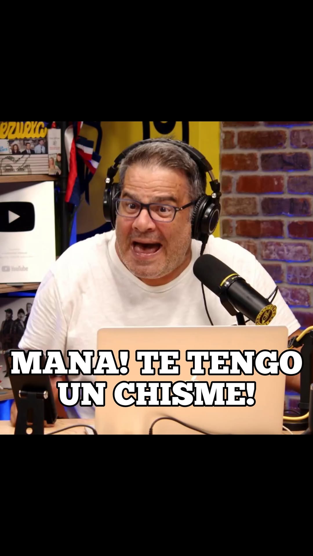 Mana! Te tengo un chisme!
@Finalmentechataing se transmite EN VIVO todos los lunes, miércoles, y viernes 12:00 pm Miami en el canal de YouTube de @laconnectorhouse junto a @adriana_donghia Dirección @elalexgoncalves Producción @stephanniearis y @marelyuzcategui
Producción digital de @wplash
