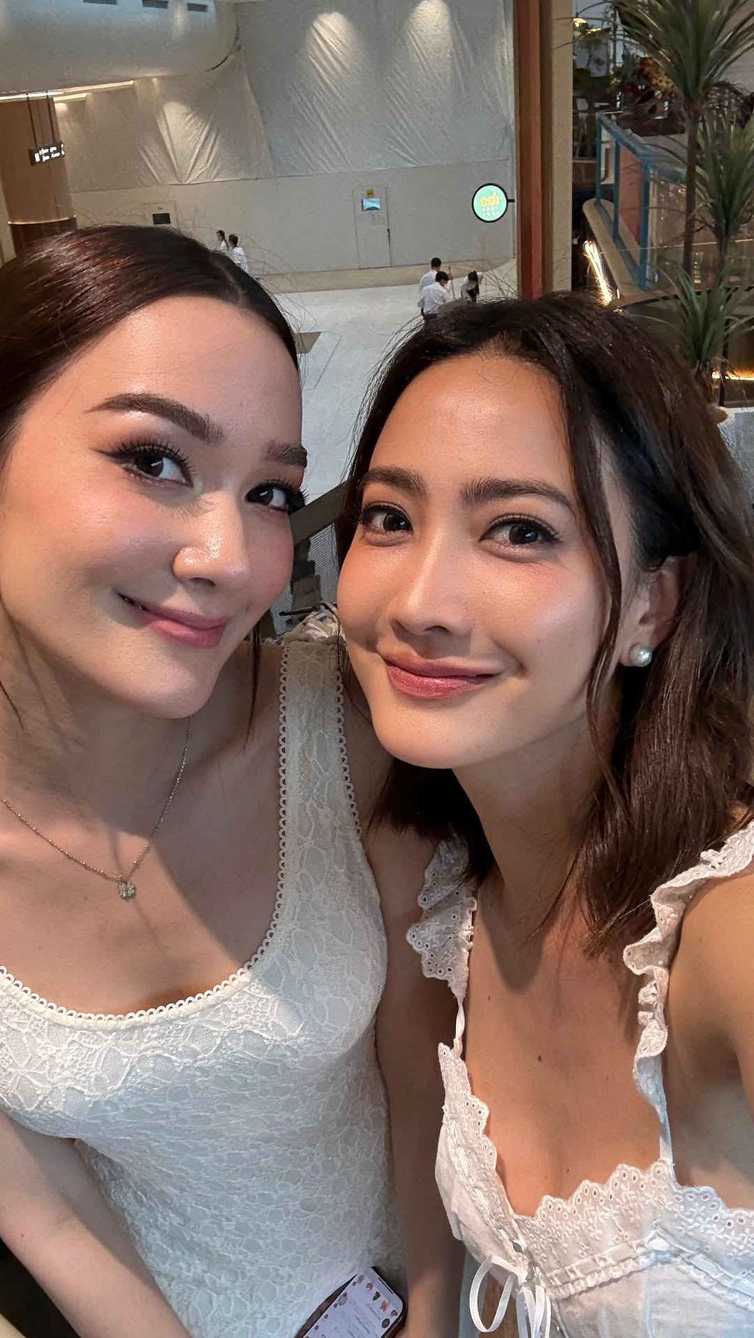 Spinning in Thai threads—who wore it best?
Chanruen’s New Arrival just arrive @chanruennakha
🤍 @dianaflipo 🤍