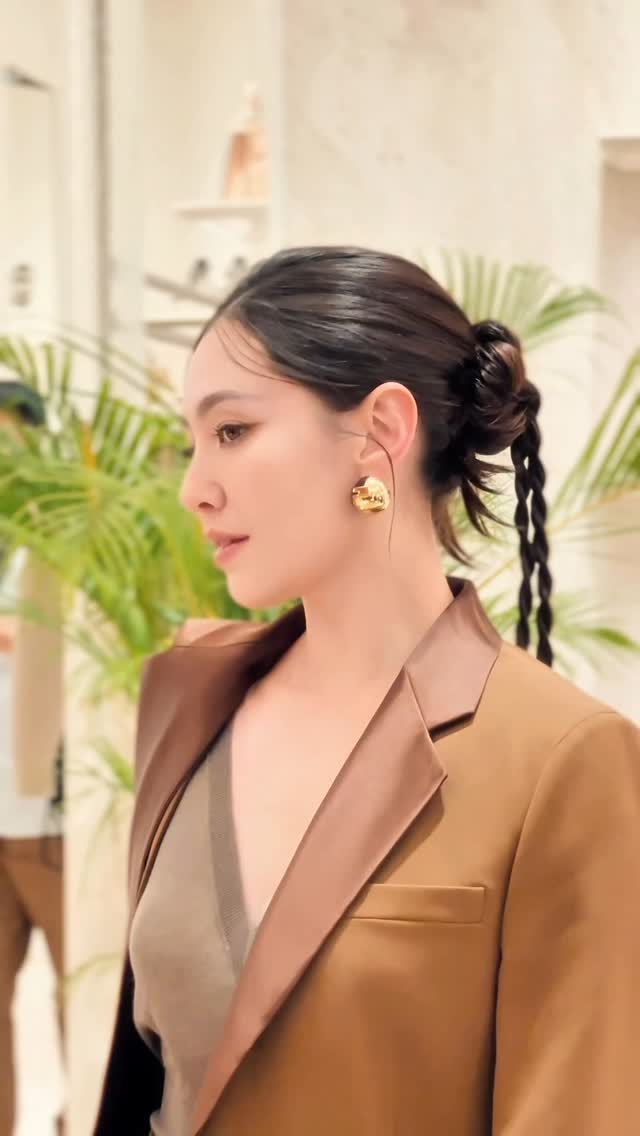 About last night 🤎💫
@fendi
#Fendi
#FendiFW25