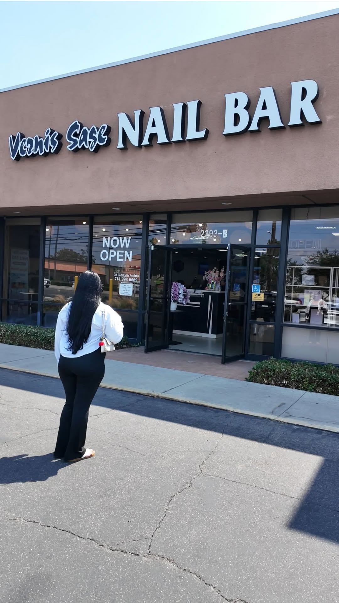 📍ORANGE, CA
Thank you so much @vernissageorange & @losangelesmommyy for such an AMAZING experience!
#headspa #treatyourself #headmassage #scalpmassage #vernissageorange #haircare