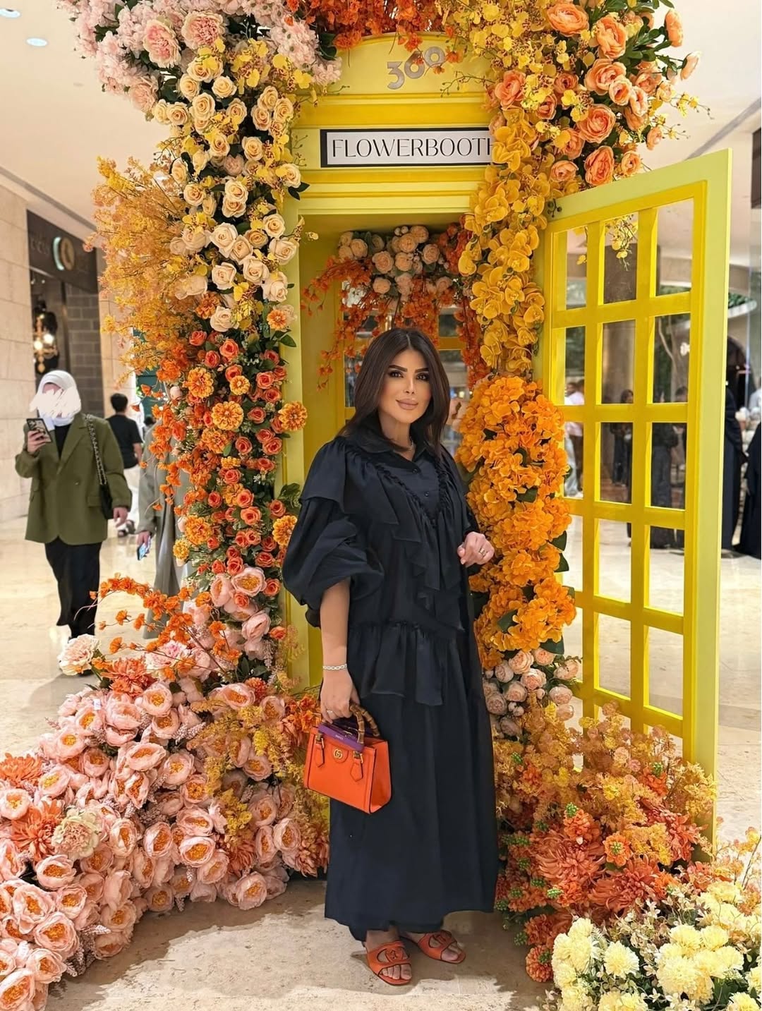 ممتنة لله على الأيام التي لا تبدو مُلفتة لأحد
لكنها تشبهني، ممتنة للتفاصيل الصغيرة التي
تمنحني شعور دافئ، ورضا داخلي ممتدّ 🧡