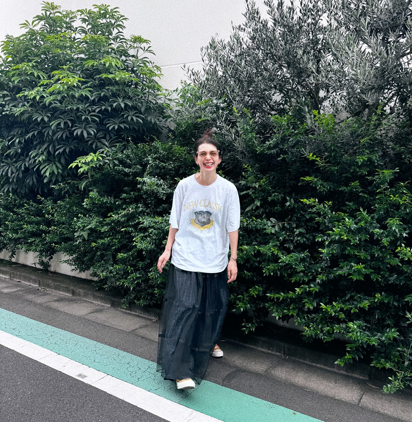 🍧☀️🐾🍉🐶🫠
ohayo♡
最近暑すぎて
休日は適当に髪まとめがち
T-shirt: @thetor.kr
skirt: @maisonspecial_women
shoes: @converse
glasses: @blueelephant.co