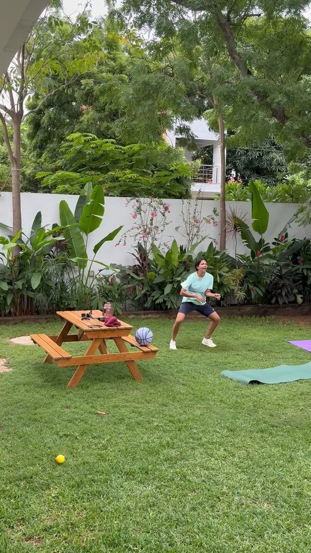 When life gets wild my wife gets wilder 🤪
@wong.fitnes
#amalapaul #fitnessmotivation #love #fitmon