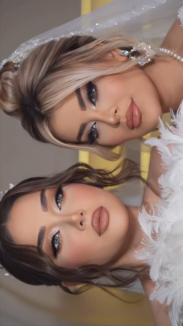 💎💎بازدید عروس بهناز کریمی و همکارام جمعه ۱۰مرداد ماه💎💎
جهت رزرو بازدید کلمه« عروس »دایرکت شود
من بهناز کریمی میکاپ آرتیست تخصصی عروس هستم با سابقه ده سال میکاپ عروس ....
بصورت تخصصی کنار من میتونید آموزش میکاپ داشته باشید
و درامد حداقل ۱۰۰میلیونی داشته باشید❤️
جهت اطلاع از دورهای آموزشی کلمه آموزش دایرکت کنید
عروس خانمای عزیزم لطفا جهت شرکت در بازدید «عروس »کلمه عروس دایرکت کنید تا مشاورای من راهنماییتون کنند
مجموعه من با بیش از ۲۰پرسنل تخصصی تو لاین میکاپ و شینیون بصورت تخصصی خدمات میکاپ و شینیون برای عروس خانما و همراه های عزیزشون خدمات ارائه میده❤️
قیمت پکیج های ما با توجه به بودجه شما میباشد
نمونه کار پرسنل منو اینجا دنبال کنید
@behnazkarimi.makeupartist
پیج آکادمی مارو فالو کنید تا از برنامه های آموزشی ما مطلع شید
@behnazkarimi.academy
اگه عروسیت نزدیکه مجموعه بهناز کریمی بی شکبهترین انتخاب برای روز عروسیته
میتونی تو بازدید عروس ما شرکت کنی و هم میکاپ عربی رو از نزدیک ببینی هم میکاپ اروپایی
هم میکاپ عروسکی و هم میکاپ روسی
بازدید عروس استثنایی خانوم بهناز کریمی
جمعه
جهت رزرو کلمه عروس دایرکت شود
بازدید عروس ما کاملا رایگان
#عروس #عروسی_ایرانی
