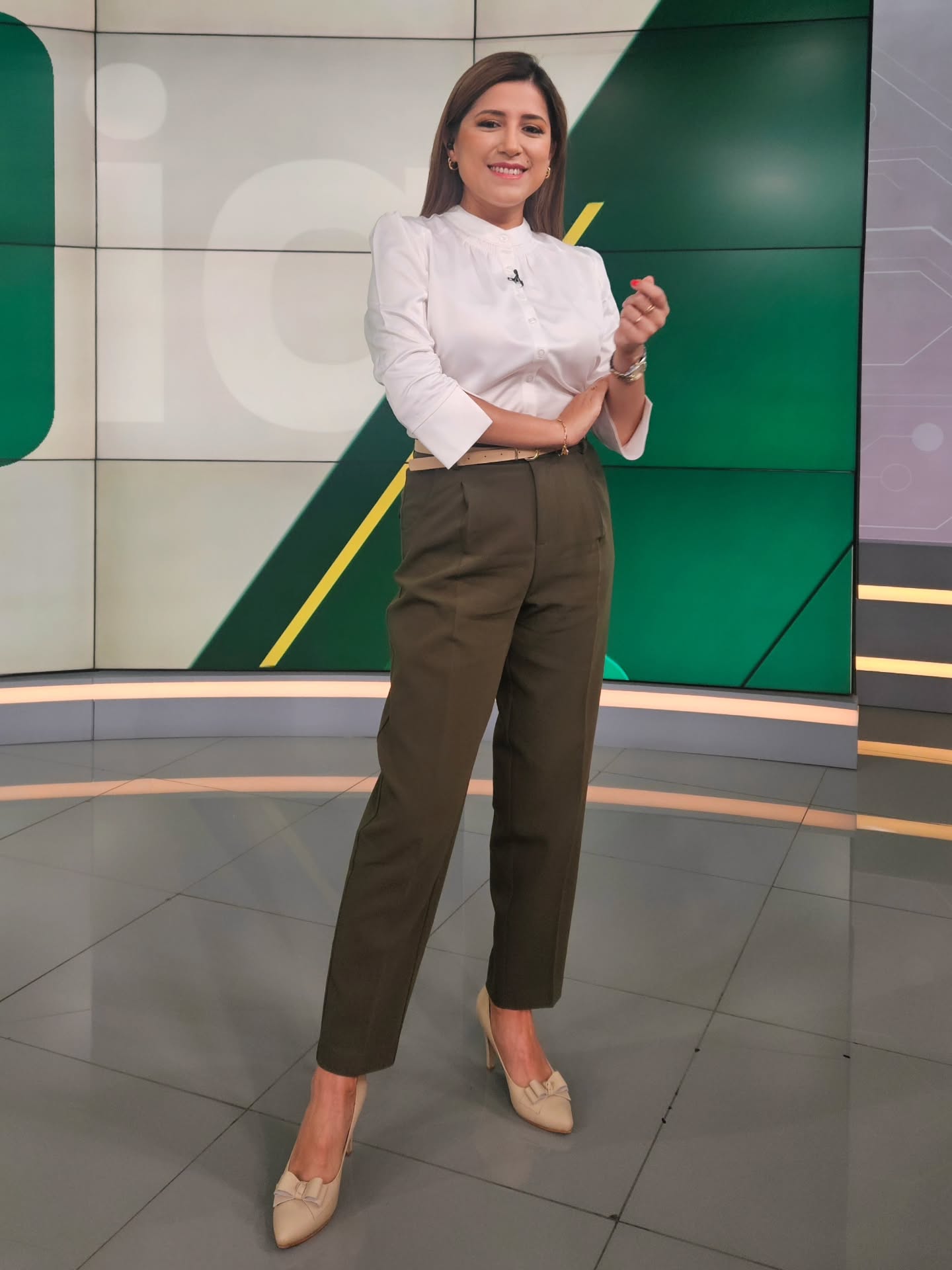 ¡Conéctate ya! 🤩 Sigue la edición mediodia de Latina Noticias Fin de Semana junto a Fátima📱.