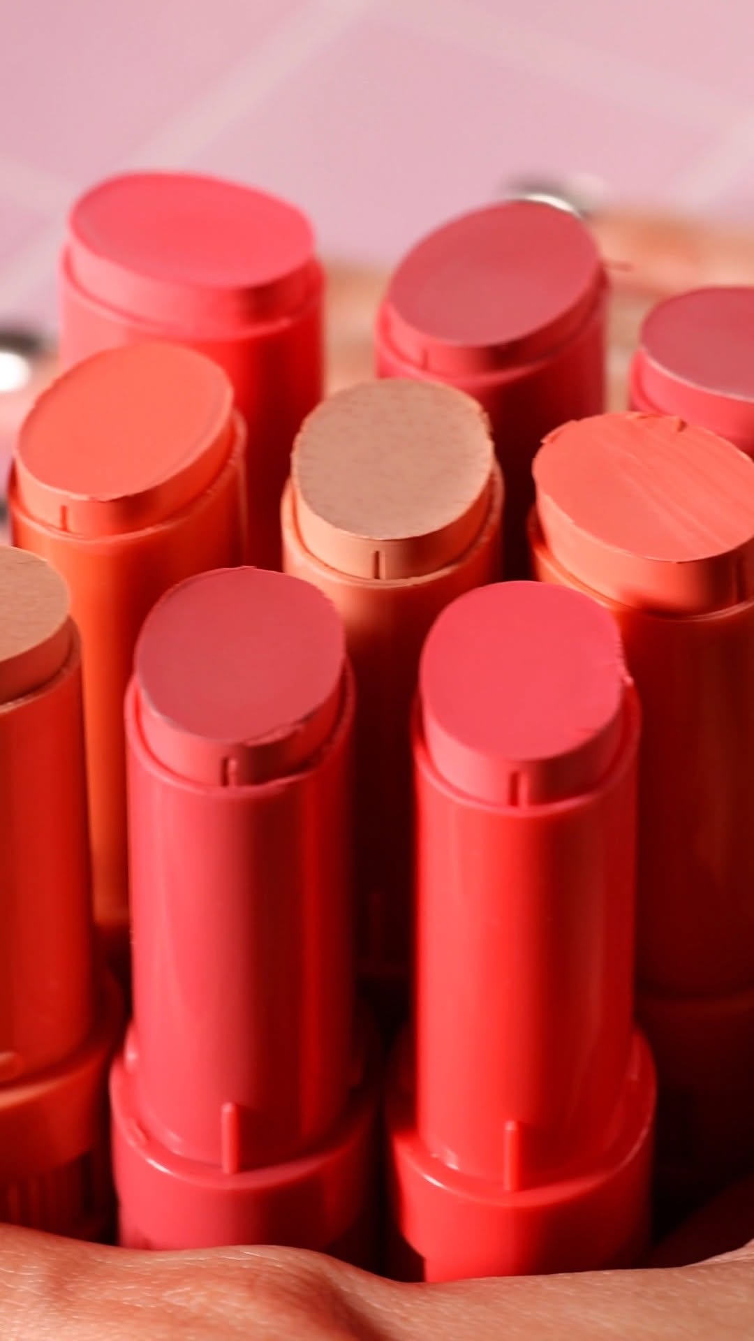 Luce ESPECTACULAR durante todo el día con nuestros nuevos Sticks Multi-Usos 💗 🫶🏻 💋
✨Sticks Muli-usos para rostro $69.00 MXN
🛒 Disponibles en www.renattacosmetics.com y en tu sucursal más cercana 🛍 Hacemos envíos nacionales e internacionales 🚚