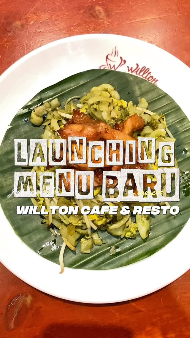 🔥 Menu baru yang siap mengguncang lidah!
Nikmati sensasi pedas gurih Kwetiau Cabe Hijau Chicken Smoke — perpaduan kwetiau kenyal, cabe hijau segar, dan chicken smoked yang juicy!
Cocok banget buat pecinta pedas 💚
📍Cuma di Willton Coffee & Resto
#WilltonCoffee #KwetiauCabeHijau #MenuBaru