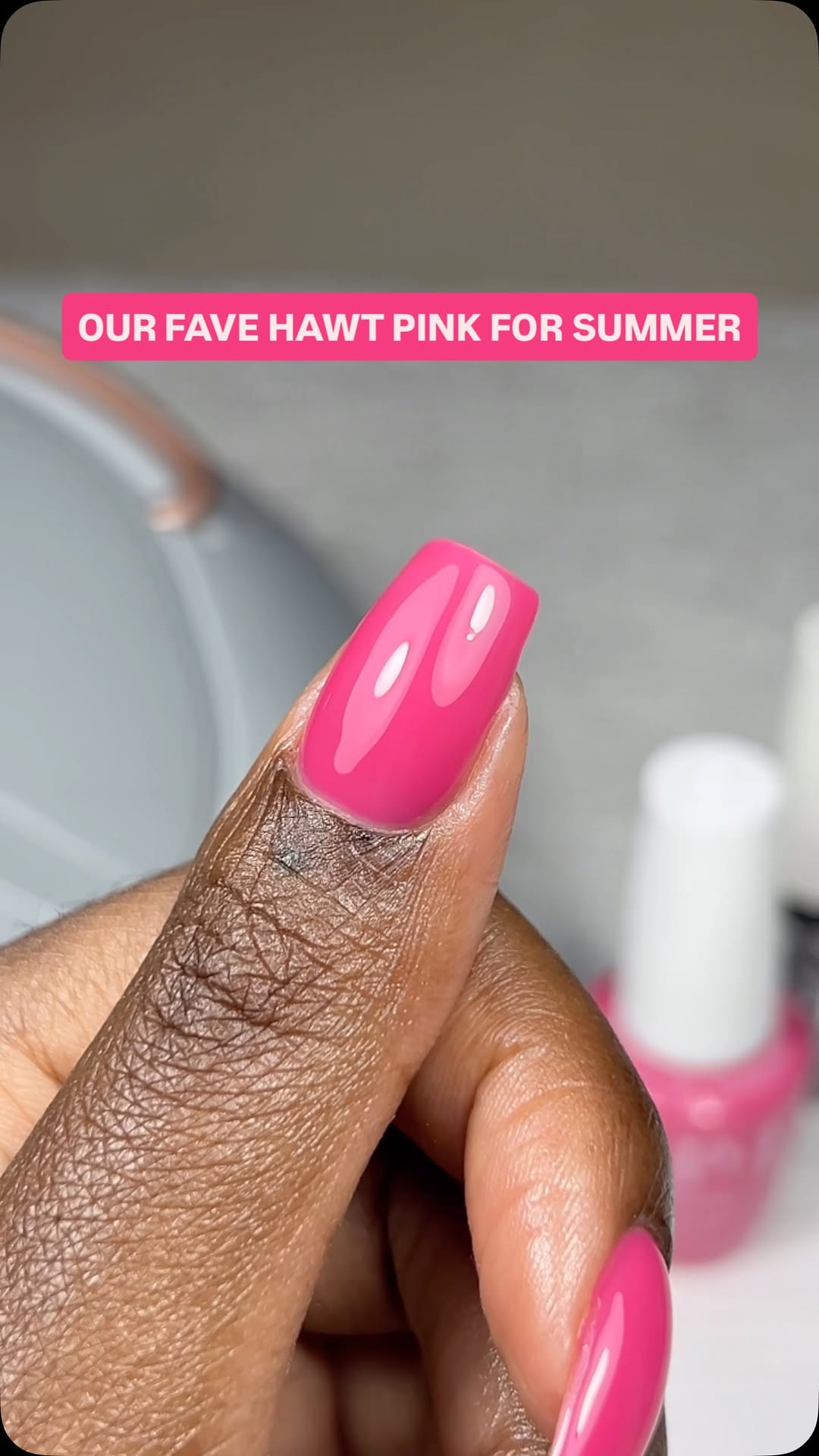 Sippin’ into summer like… 🍹🍓🔥 Who else is craving a Strawberry Margarita?!
💅: @rosenambasa in Strawberry Margarita
#OPI #OPIObsessed #pinknails #summernails