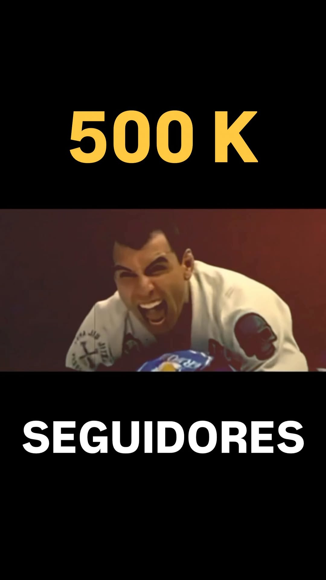 Num mundo cheio de fórmulas mágicas e firulas…
A gente escolheu o caminho mais simples: o que funciona.
Porque no Jiu-Jitsu como na vida não é sobre impressionar, é sobre resolver.
Fazer o básico bem feito. Com verdade, consistência e propósito.
O Básico que Funciona nasceu pra isso:
Pra mostrar que você não precisa voar nem fazer malabarismo pra ter resultado.
Precisa é de base. De treino. De confiança no que realmente importa.
Chegamos a meio milhão. Mas isso aqui nunca foi sobre número.
É sobre formar gente que acredita na evolução diária, dentro e fora do tatame.
Gratidão por fazer parte dessa caminhada.
Seguimos juntos, com o básico que sempre funcionou. 🙏🏻
.
#bjj #jiujitsu #oss