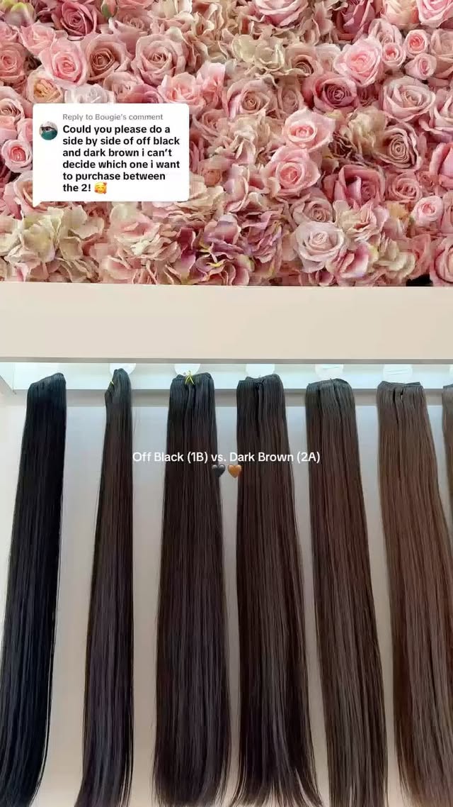 The difference lighting makes! Here's our Best Selling Off-Black Clip ins (1B) compared to Dark Brown (2A) in different lighting! 🖤🤎 Not sure what's your best match? Comment "MATCH" and we can help you in the DMs!
ㅤ
Hair matching can be tricky and we're here to help!
ㅤ
#bombayhairextensions #swatchsunday #bombayswatches #clipinhairextensions