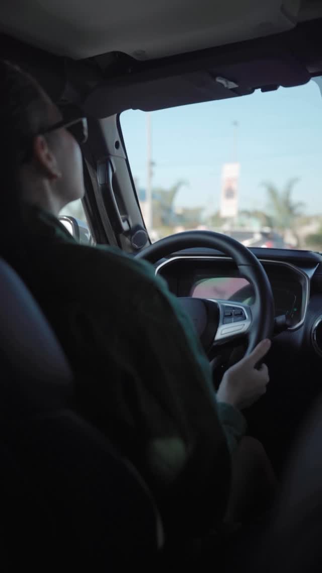 Driving is chaotic—traffic, noise, messy roads.
But with music on, friends in the back, and Alfie up front, i feel quite calm. 🧘🏻♀️😅
Something about heading to the sea always resets me 💕
#B40Ragnar
#BAICPhilippines
@baicph