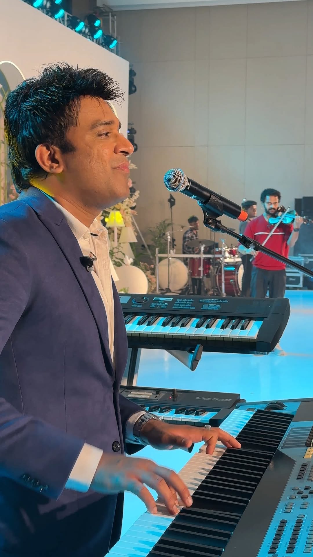 Malargalee Malargalee…The melody of love❤️
ARR’s magic in every note 🎶
#music #stephendevassy #liv #liveshow #arr #arrahman #fy