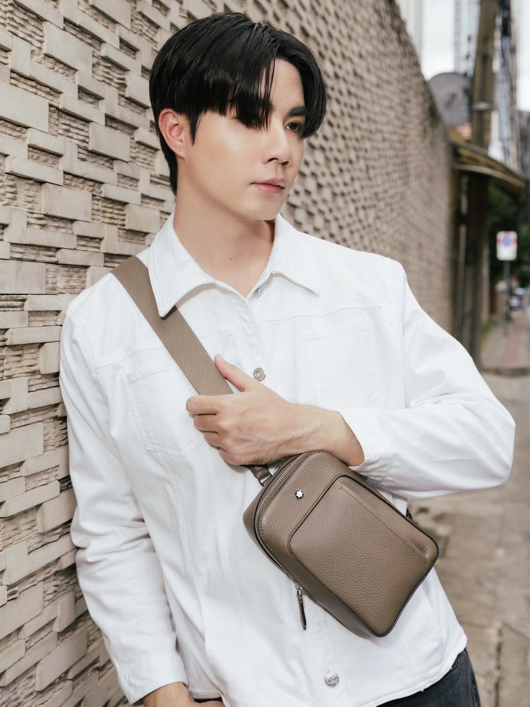 Carry your confidence — one bag at a time. 😉#Montblanc