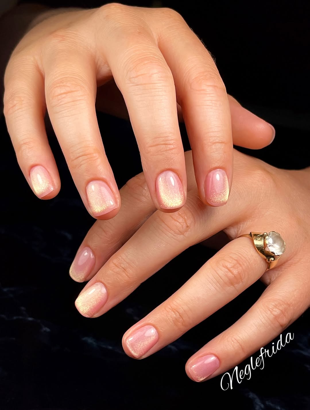 When one of your best friends are getting married it’s an honor to do her nails 💍👰🏻♀️💖
(Reklame)
All products are @uglyducklingnails from @designnails.no
•Sculpting gel Clear
•Gel polish Buzzing from Honey collection
•No wipe Top coat
#cateyenails💅 #cateyenails #shortnails #shortnailinspo #gelnails #overlaynails #structuredmanicure #shinynails #uglyducklingnails #uglyducklingproducts #designnailsno #pinknails #bridenails #weddingnails #shortgelnails #viralnails #summernails2025 #norskenegler