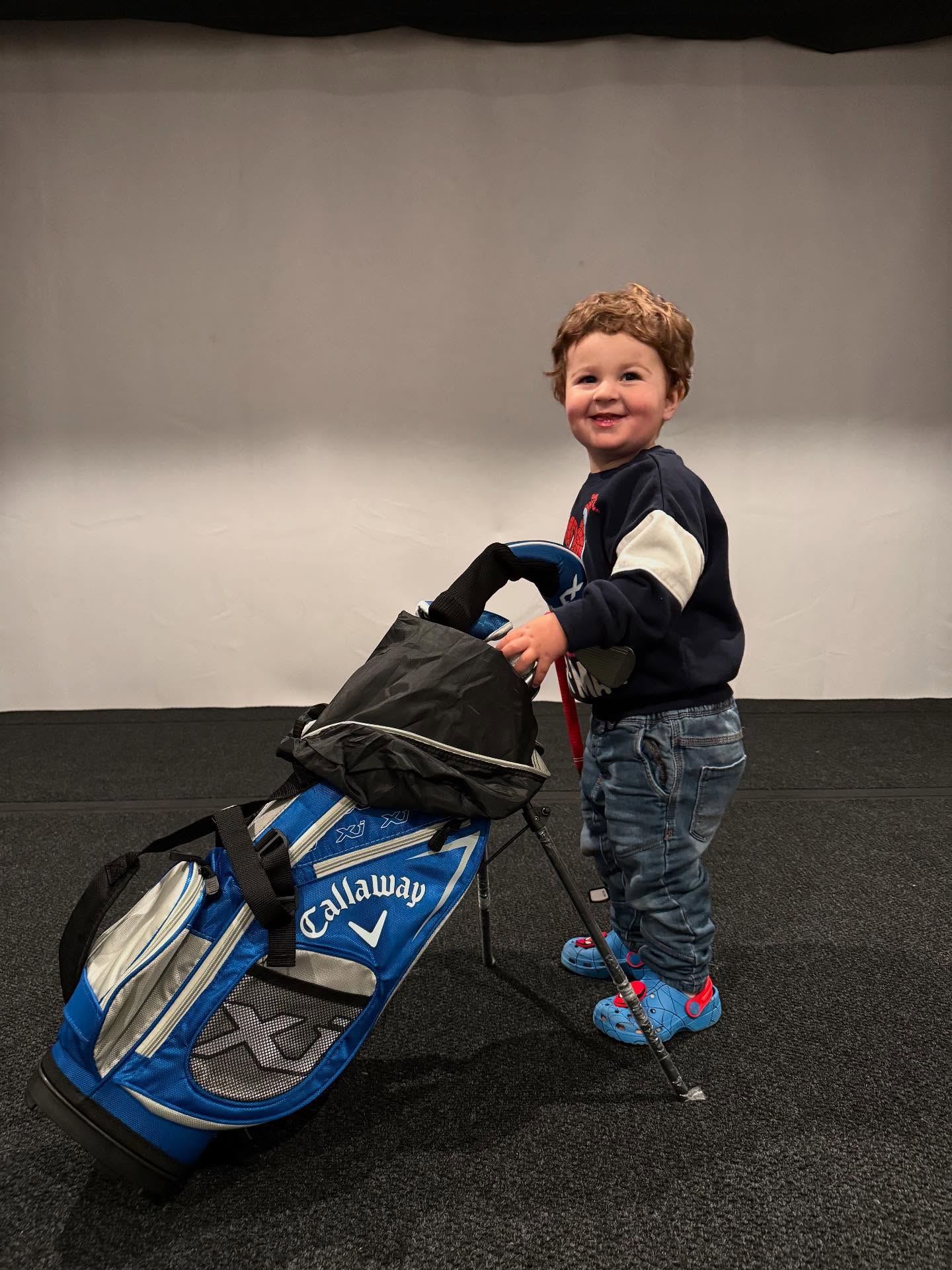 Here comes trouble 👀
Massive thanks @callawaygolfaus @chriscrooksgolf
Spoilt rotten ⛳️
