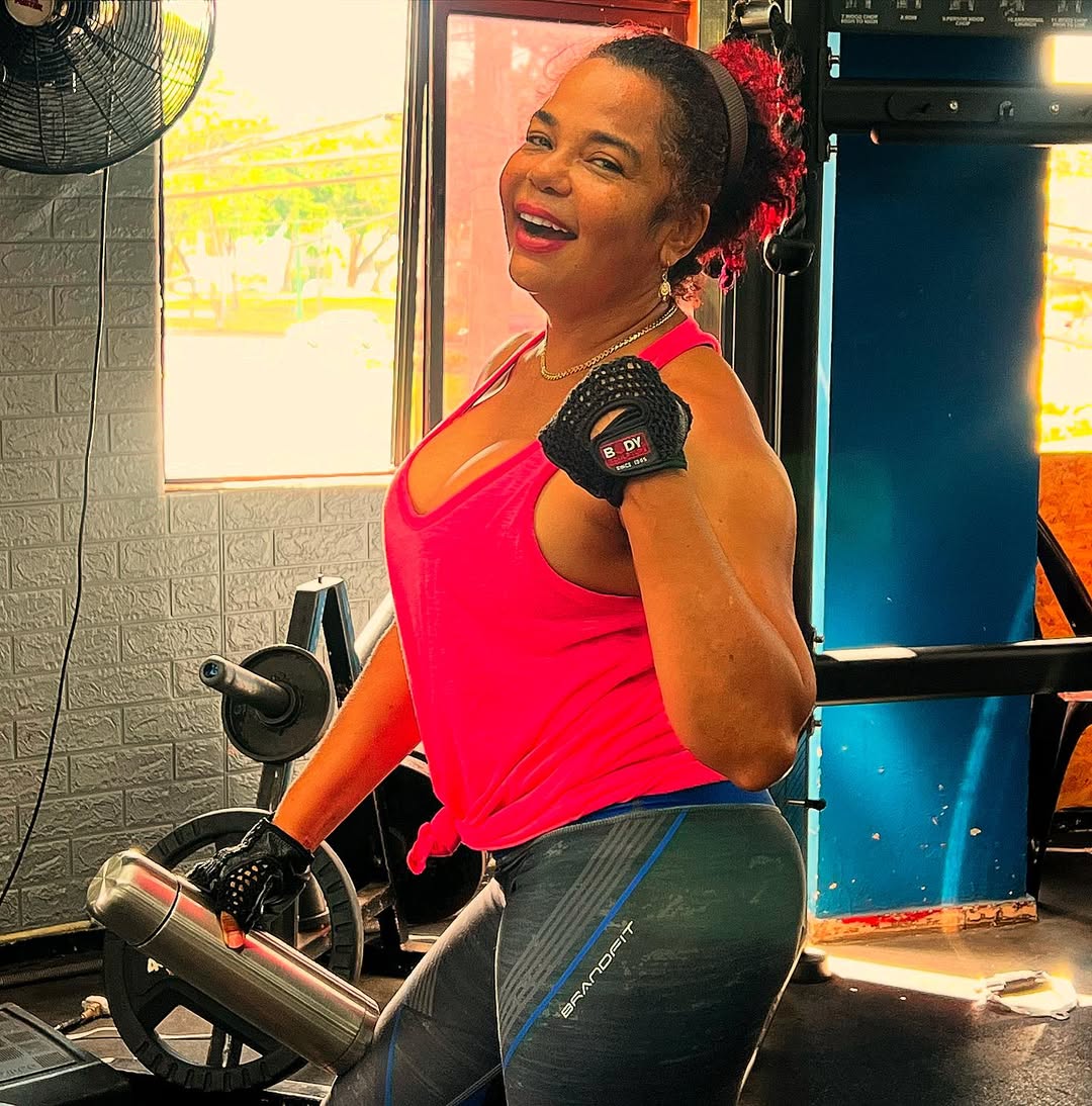 Todo el que inventa conmigo, le cae sal molida en los ojos .. La única que le ganò a Spiderman. Lamamá😂🇩🇴🔥
@bodylinerd
@lorenzoseverino