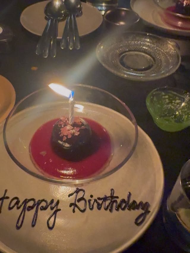 So so blessed. Birthday weekend surrounded by the people I love. I've got everything I need. 🙏🏻🥲♥️🎂✨
- first celebration at @twelvetenph 🎉
- triple birthday!!! 🥳
- first birthday togetherrrr 👫🏻💕
- dagat parin kahit binabagyo 🌊⛈️
- my bbies @sally___thatgirl & @rayselgarina 🫶🏻
- birthday salubong squad!!! 💋
- never celebrating my birthday without @etxeko.manila 's fruit and nut truffle cheesecake 🤤
- handaan sa bertdeyan! 🤩 smash burgers by @_andrewtence & @_clarachua 🍔 love u, guys 🥲♥️
- Sally had the best time! Parang siya ang may bday 🦊✌🏻
- the BEST lumpiang togue from tita @lenaroque16 🍽️😍
- selfie w the bday boiiii 👩🏻❤️👨🏻
- mom enjoying her oysters 🦪✨
- JULY 20 gang 🎈
- thank you, Doc Arnold @ilovemydentistph 🦷✨
- photo taken by my super kulit nephew, MJ 👶🏻📸
- celebrated w the Roques at @madeniceph 🍰
- make a wish!!! 😚🎂
- making memories 📸♥️
- Sally the explorer 🧭🦊💕
- blessed birthday. Grateful. I love life ❤️🔥