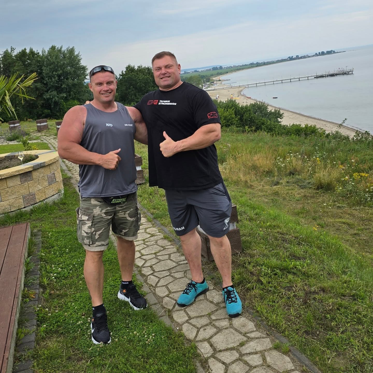 Today my friend Krzysztof Radzikowski and I will be judging in the Polish log lift championship. #strongman #loglift #poland #strength #judges #bigz #polish #lithuanian #worldsstrongestman #galiunai