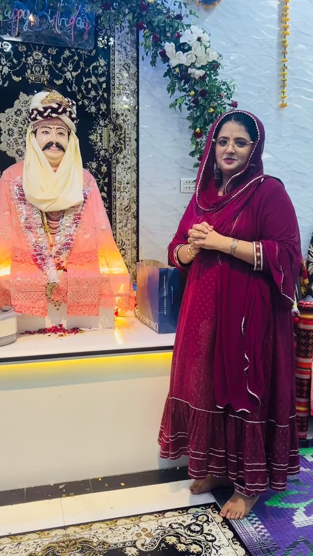 Baba GurdasRam Monsan dukh sukh main ♥️🕉️🙏🏻🎶🎤🎹
.
.
.
#narodhamalni #media #star #singer #music #art #artist #Bhajan #viral #hindu