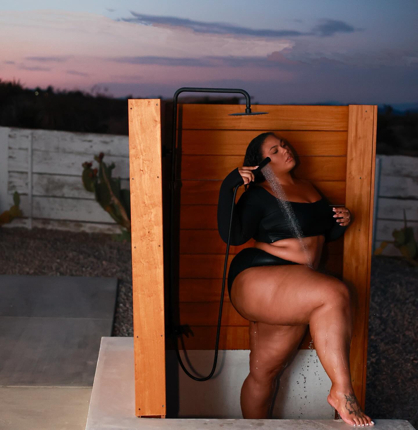 Forever wild @FashionNovaCurve
Sonya Long Sleeve 2 Piece Bikini
