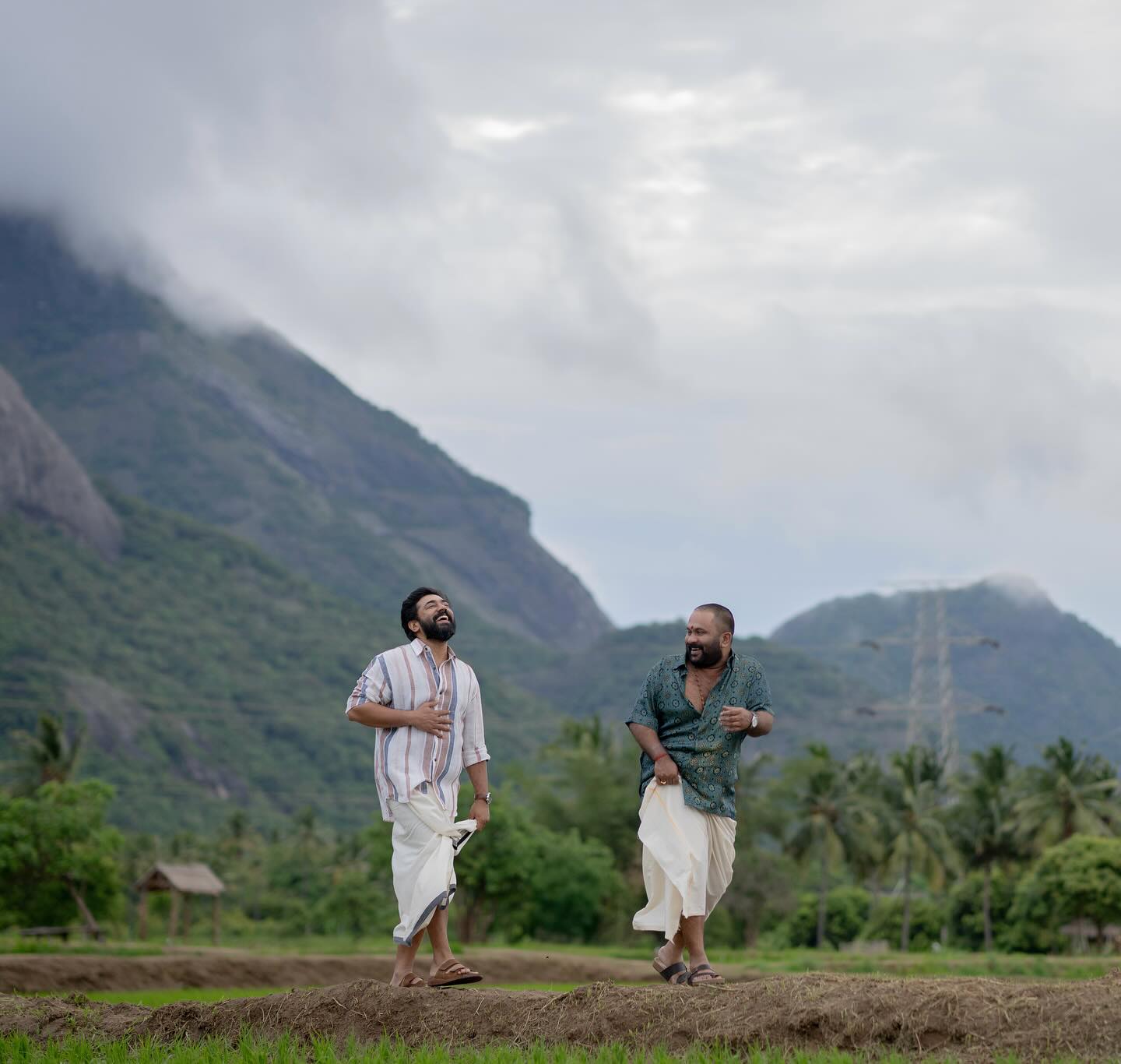 @sarvammaya_movie #sarvammayamovie
#nivinpauly #ajuvarghese #favouritepicture
@akhilsathyan @nivinpaulyactor @ajuvarghese
