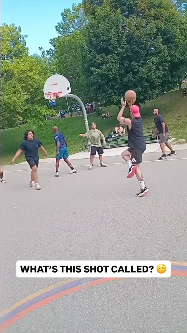@fombbombtv they’re out here hittin your shot at the local parks 👀
🎥 @splashto