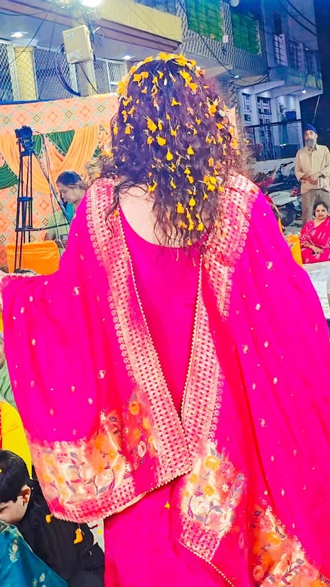 कसमें वादे प्यार वफा सब ☺️ #khatushyamji #khatu #viralreels #instareels #instagood #trendingreels #shyambaba #radheradhe #reels @highlight @creators @instagram
